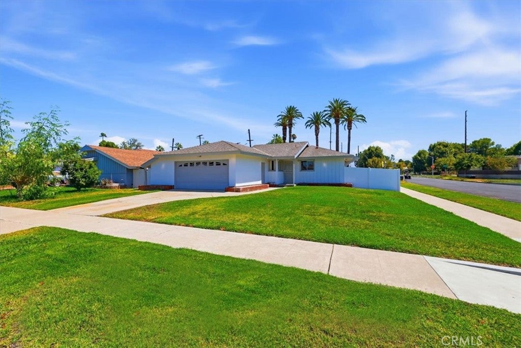 4305 Salerno