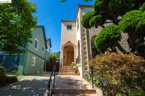 Photo of 6406 Mystic St, Oakland, CA 94618 (MLS # 41133074)