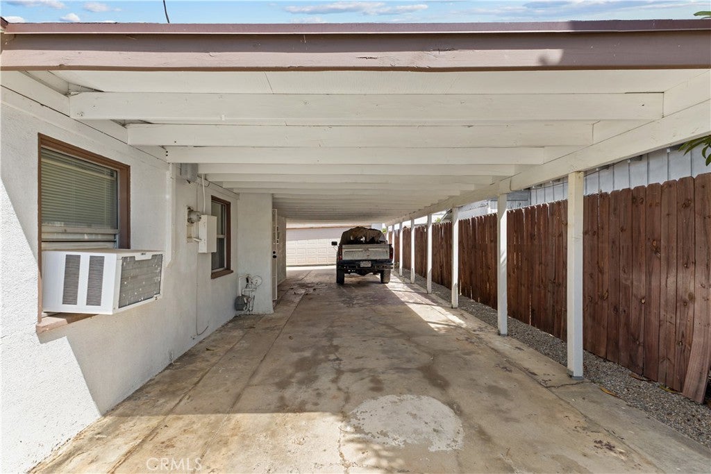 1814 Wallace Court
