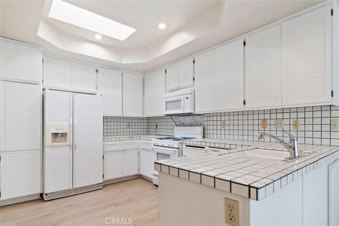 Tiny photo for 2117 Bermuda Dunes PL, Oxnard, CA 93036 (MLS # SR26176719)