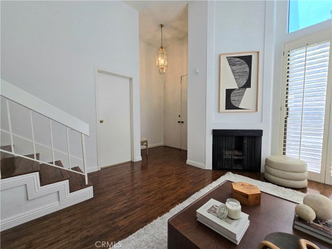 Photo of 6121 Shoup Avenue #10, Woodland Hills, CA 91367 (MLS # SR26133523)