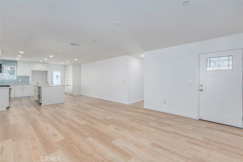 Photo of 544 S Clementine St, Anaheim, CA 92805 (MLS # PW26072224)