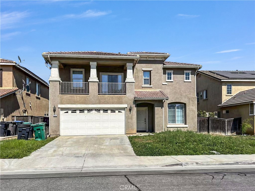 Situated in a super convenient location! Fresh interior paint throughout the entire house last year. Open floor plan with spacious bedrooms and a 3-car garage. Basic furniture, refrigerator, washer, and dryer are included. Features 5 bedrooms and 3 full bathrooms, with one bedroom and one full bathroom located downstairs.
Within walking distance to Edgemont Elementary School and Towngate Elementary School. Also close to middle and high schools, UC Riverside, shopping malls, restaurants, Costco, Walmart, and more.
Don't miss the opportunity—schedule a viewing today!
All the furniture shown in the pictures will be removed before the new tenant moves in.