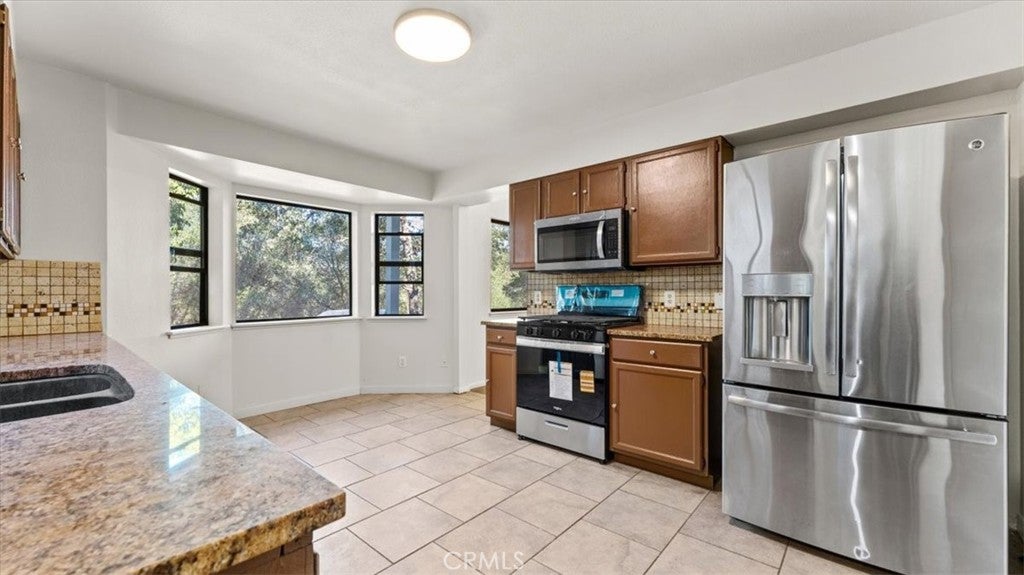 16500 Eden Lane