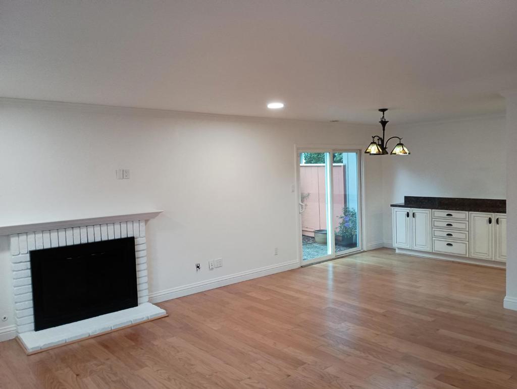 1514 Dolphin Drive 1514