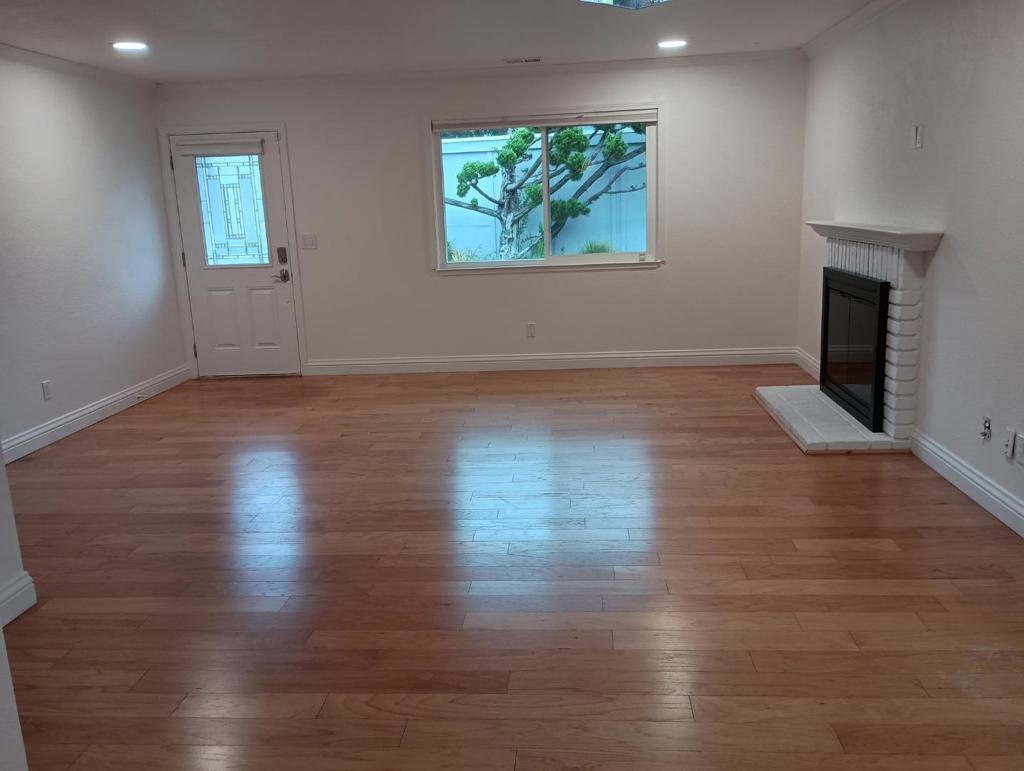1514 Dolphin Drive 1514