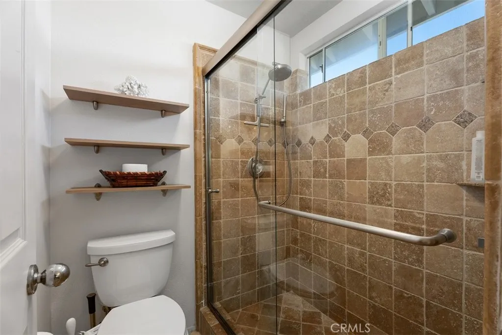 Laguna Niguel, California 92677, United States, 3 Bedrooms Bedrooms, ,3 BathroomsBathrooms,Residential,Pending,184701