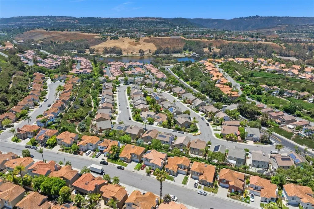 Laguna Niguel, California 92677, United States, 3 Bedrooms Bedrooms, ,3 BathroomsBathrooms,Residential,Pending,184701