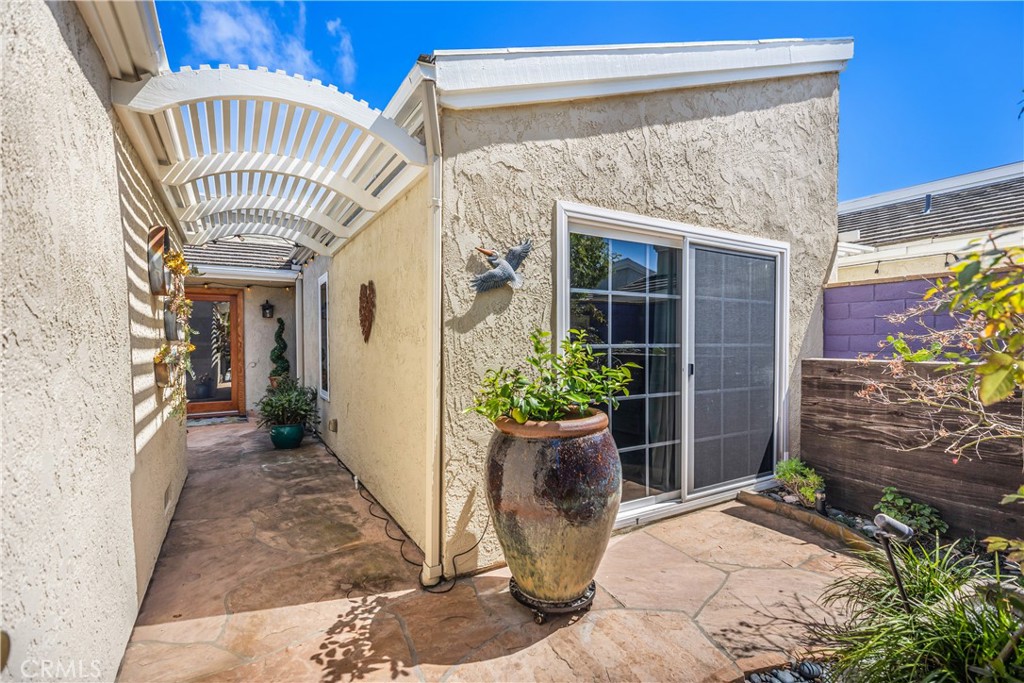 22876 Montalvo Road