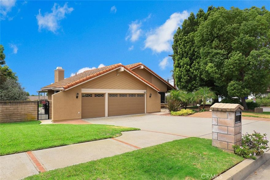Rare Single-Level Home in Top School District 

4 Bedrooms · 3 Bathrooms · Spacious & Functional Layout
 Located north of the 210 freeway, convenient access to major routes
 Zoned for Los Osos High School, a highly-rated school
 HUGE backyard includes a basketball court and sand volleyball court