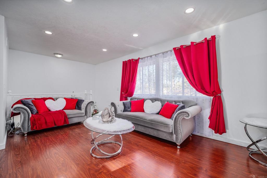 963 Amistad Place D