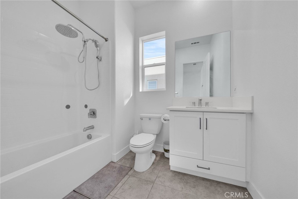 Rosemist (ROSE5P) - Residential Lease