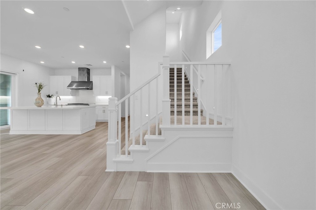 Rosemist (ROSE5P) - Residential Lease