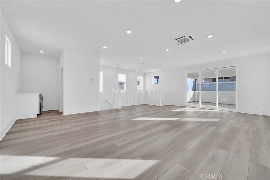 Rosemist (ROSE5P) - Residential Lease