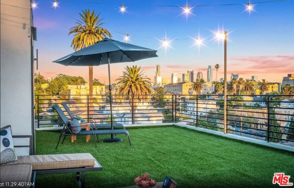 listing image 130720481118082470107