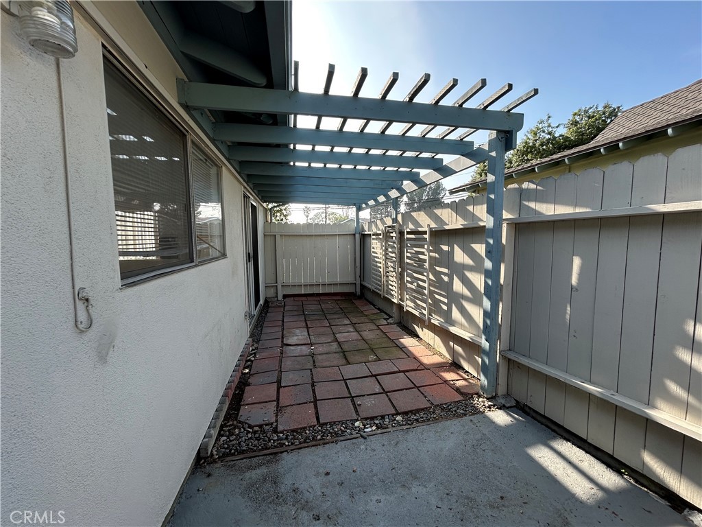 Bixby Knolls (BK) - Residential Lease