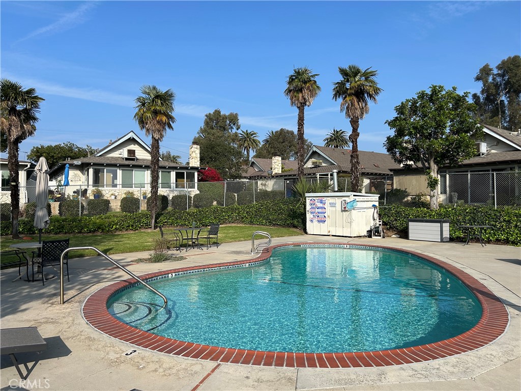 Bixby Knolls (BK) - Residential Lease