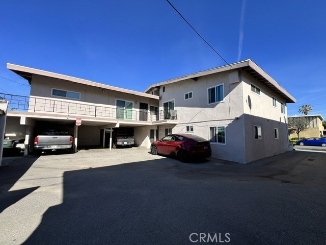 236 E Navilla