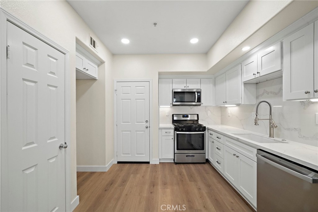 Casalon (CASA) - Residential Lease