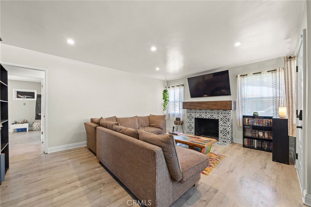 300 E Adams Street E