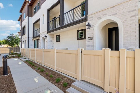 Photo of 9563 Hannah Way, Riverside, CA 92503 (MLS # CV26164377)