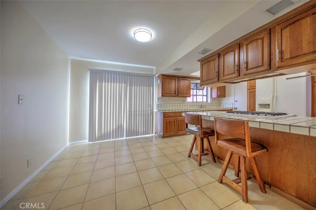 Torrance, California 90501, United States, 3 Bedrooms Bedrooms, ,3 BathroomsBathrooms,Residential,Active,167529