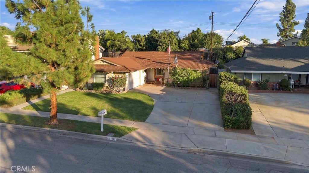 1116 Havenhurst Drive