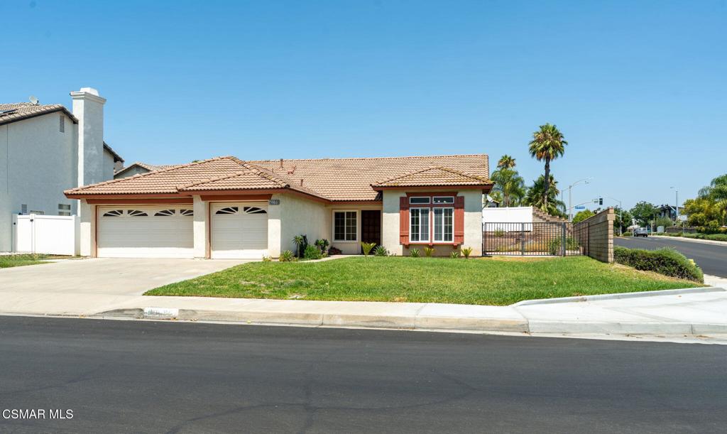 42055 Thoroughbred Lane