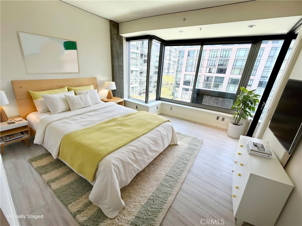 1155 S Grand Avenue 1017