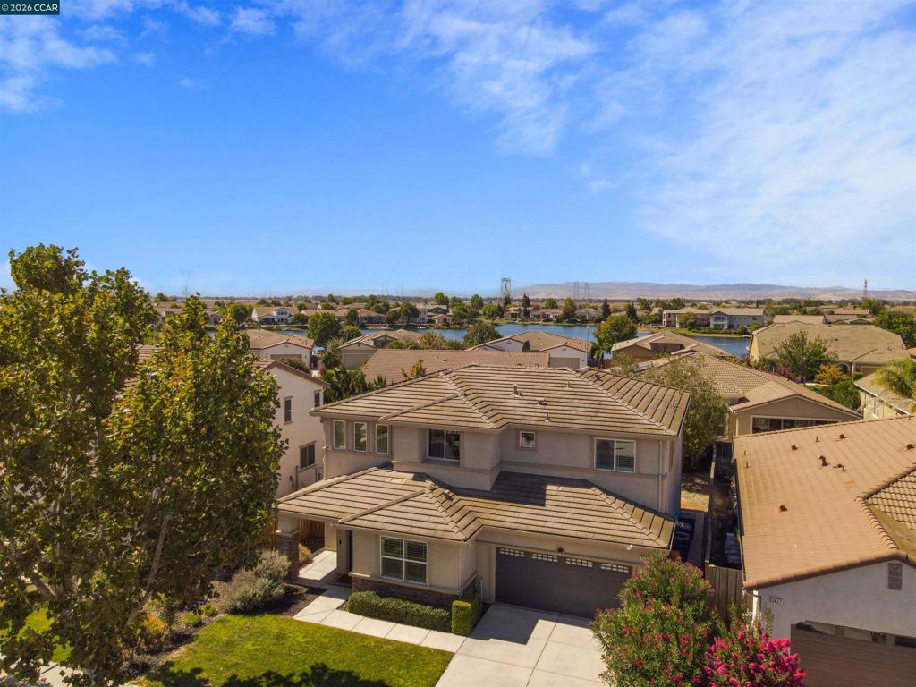 2421 Talaria Dr