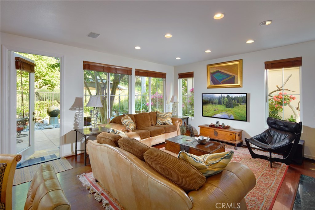 Harbor Cove Promenade (HCPM) - Residential