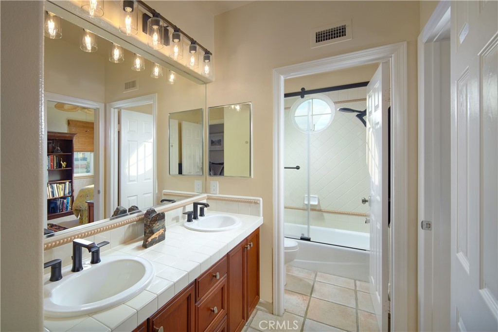 Harbor Cove Promenade (HCPM) - Residential