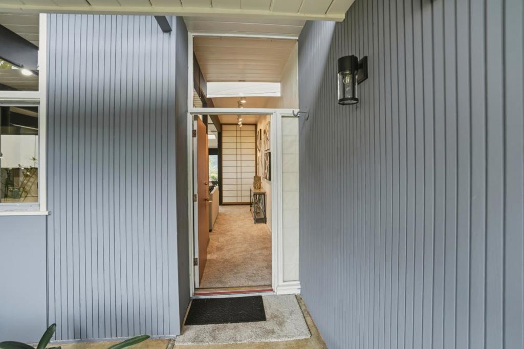 1712 Lexington Avenue