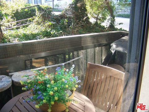 Photo of 358 S Miraleste Drive #333, San Pedro, CA 90732 (MLS # 25562625)