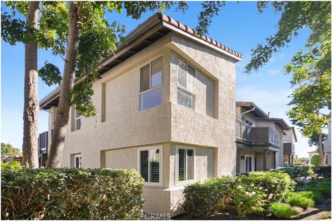 Photo of 70 Corniche Dr. Dr #E, Dana Point, CA 92629 (MLS # OC26040108)