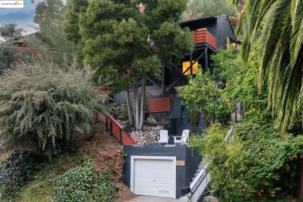 MONTCLAIR - Residential