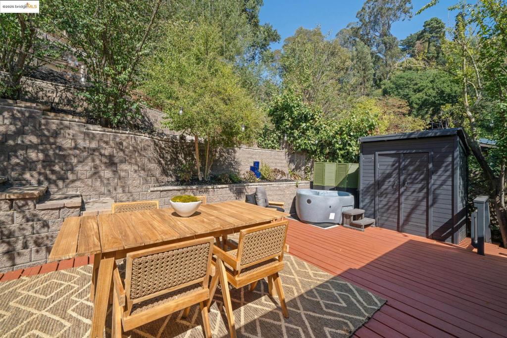 MONTCLAIR - Residential