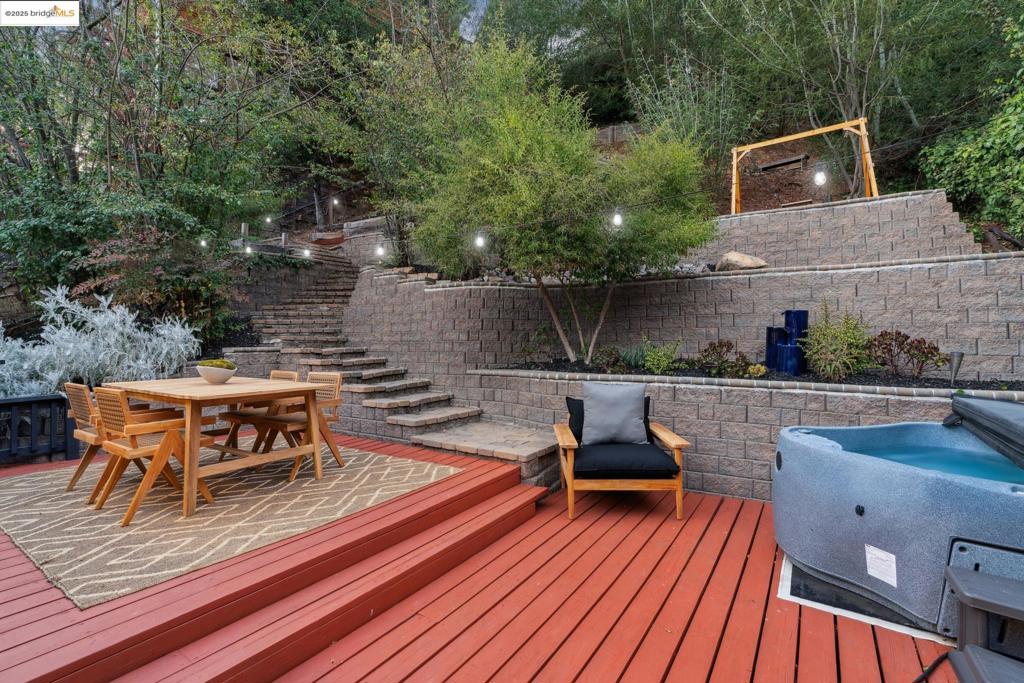 MONTCLAIR - Residential