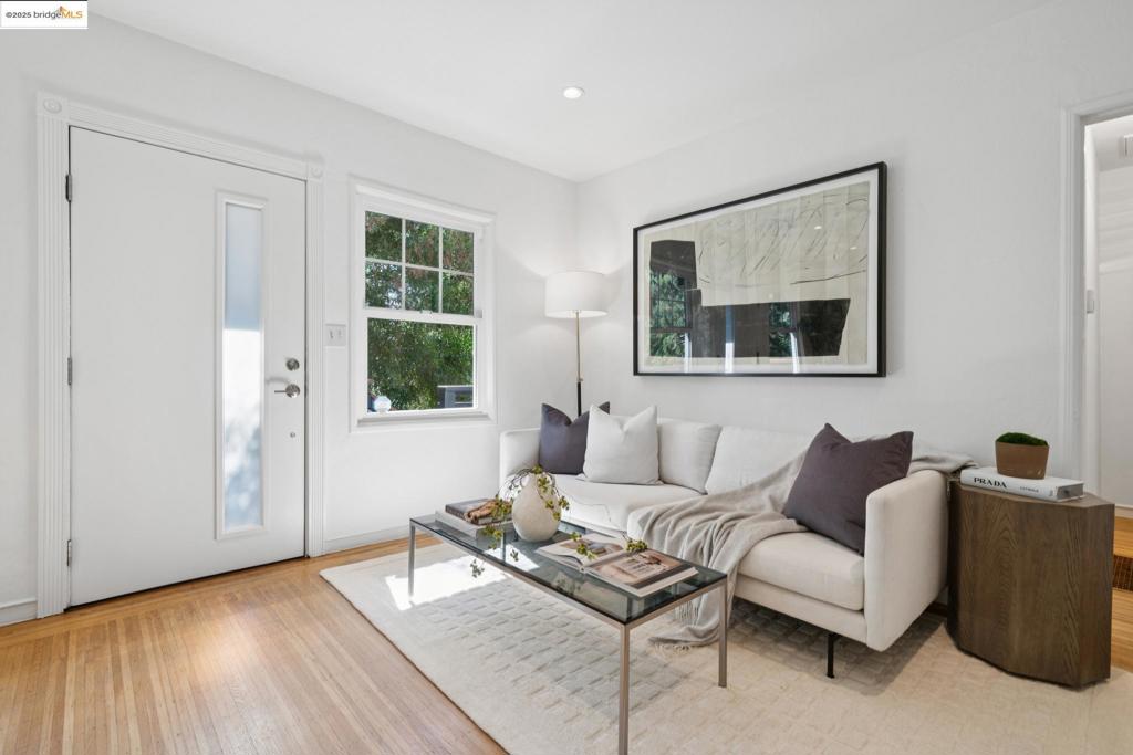 MONTCLAIR - Residential