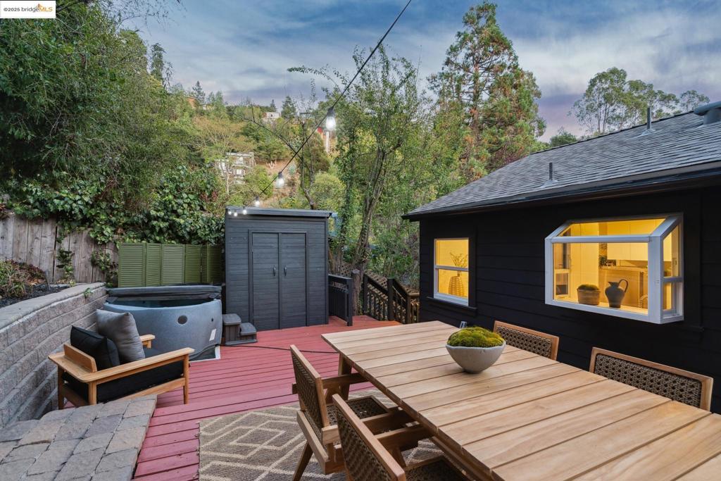 MONTCLAIR - Residential