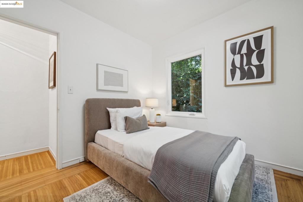 MONTCLAIR - Residential