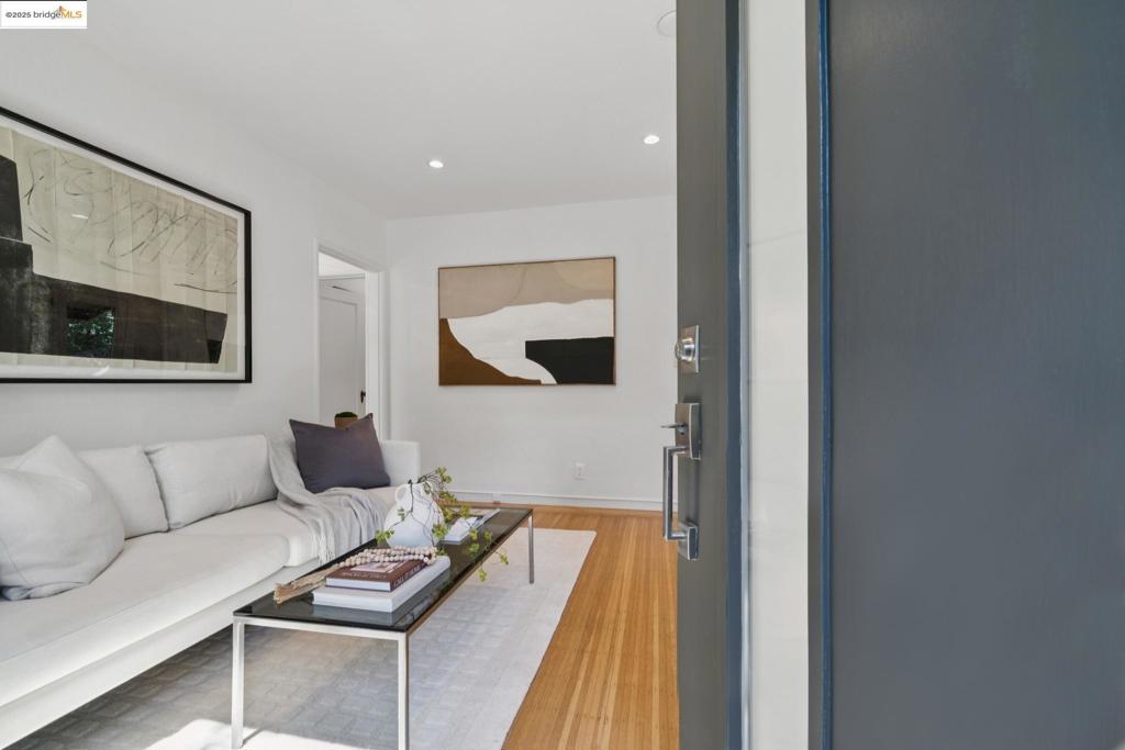 MONTCLAIR - Residential