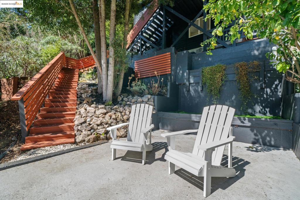 MONTCLAIR - Residential