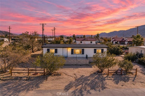 Photo of 74993 Serrano Dr Dr, 29 Palms, CA 92277 (MLS # CV26206001)