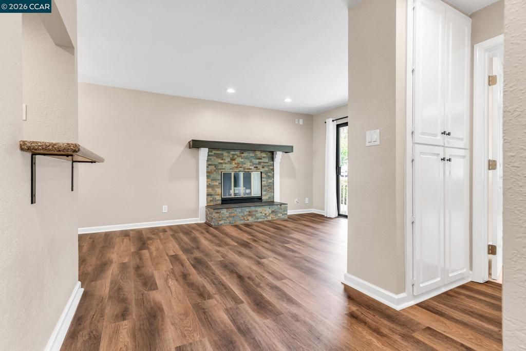 Photo of 2827 Monument Blvd Blvd #21, Concord, CA 94520 (MLS # 41131332)