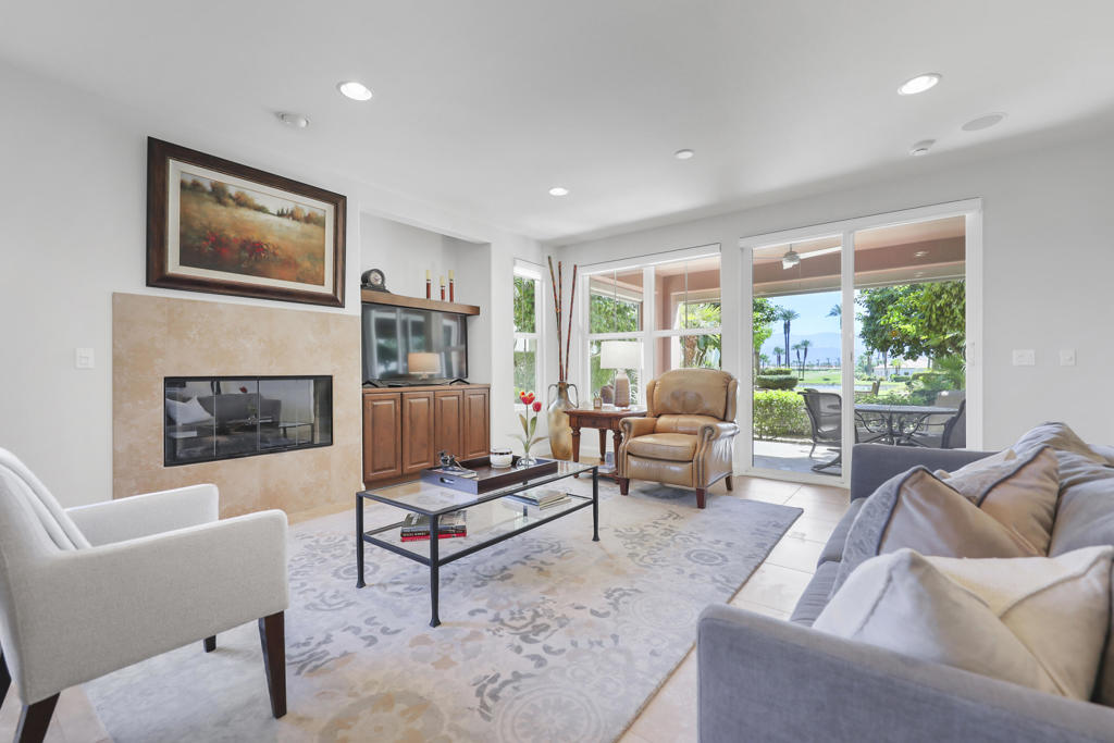 Mountain View CC - Residential