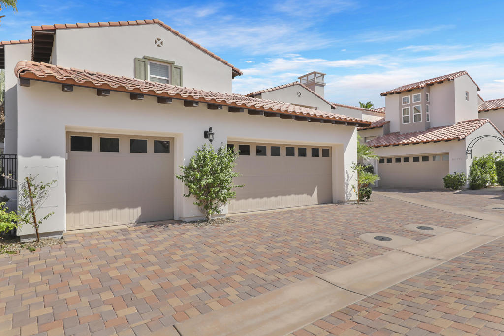Mountain View CC - Residential