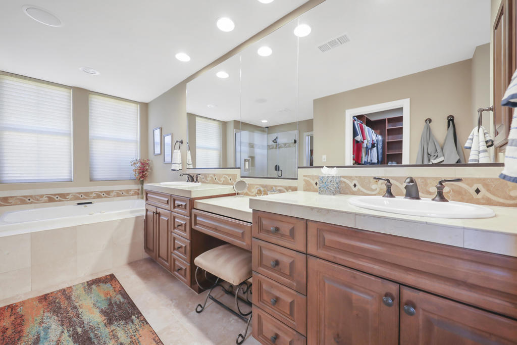 Mountain View CC - Residential