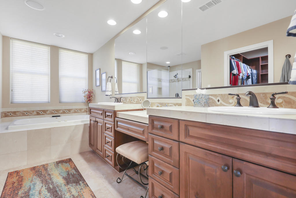 Mountain View CC - Residential