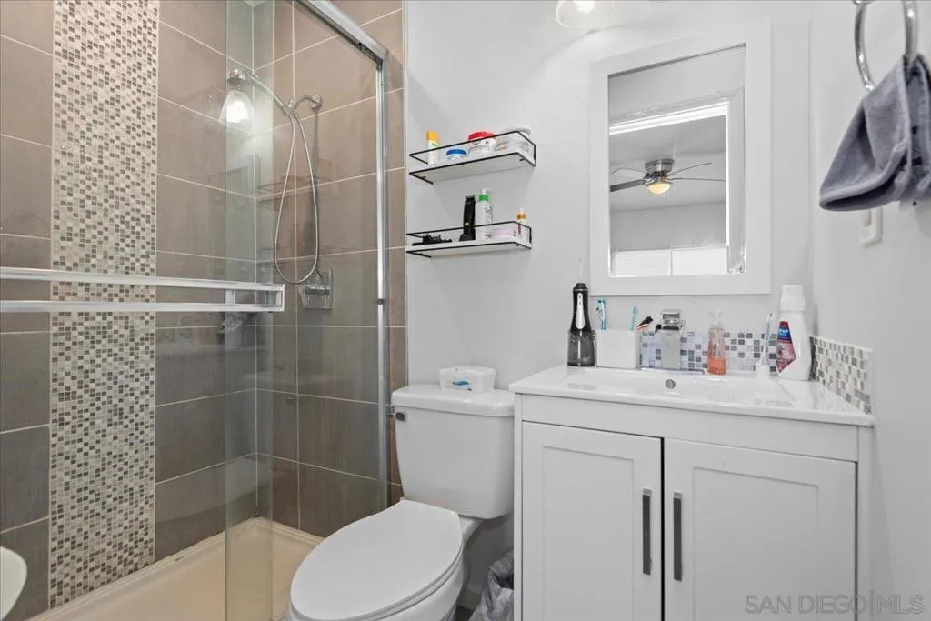 National City, California 91950, United States, 3 Bedrooms Bedrooms, ,1 BathroomBathrooms,Residential,Active,183507